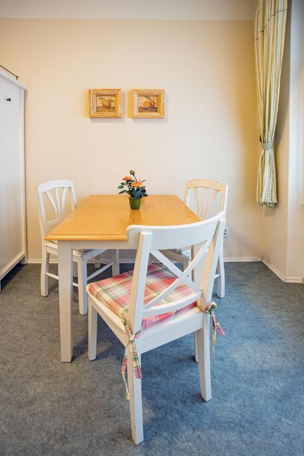 Melissa Apartments Карловы Вары Экстерьер фото