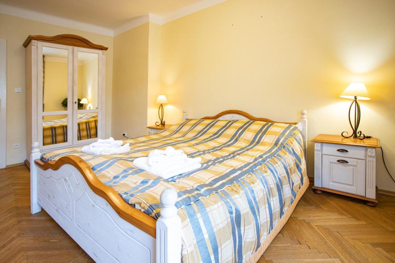 Melissa Apartments Карловы Вары Экстерьер фото