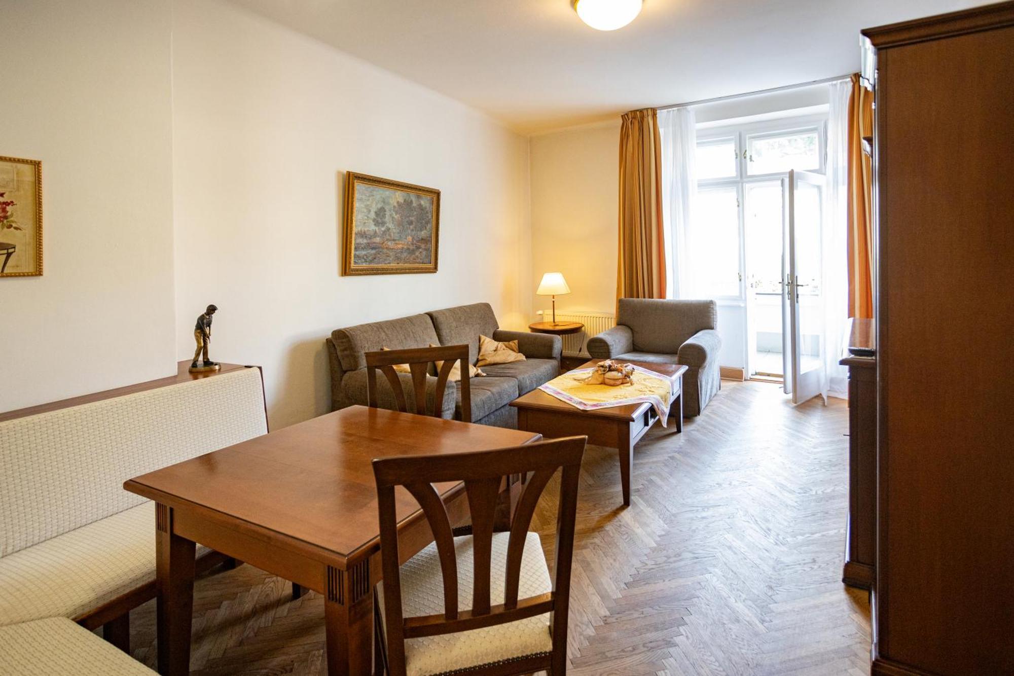 Melissa Apartments Карловы Вары Экстерьер фото